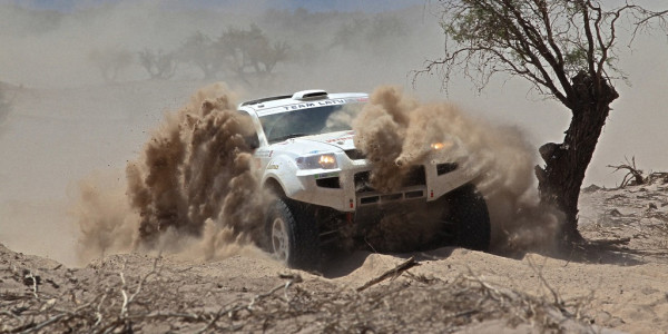 Electric OSCar eO rally car in Dakar 2013